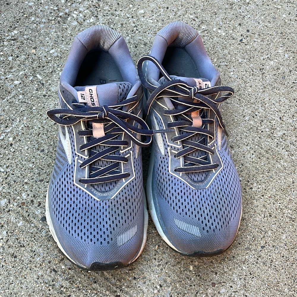 Brooks ghost women’s 10